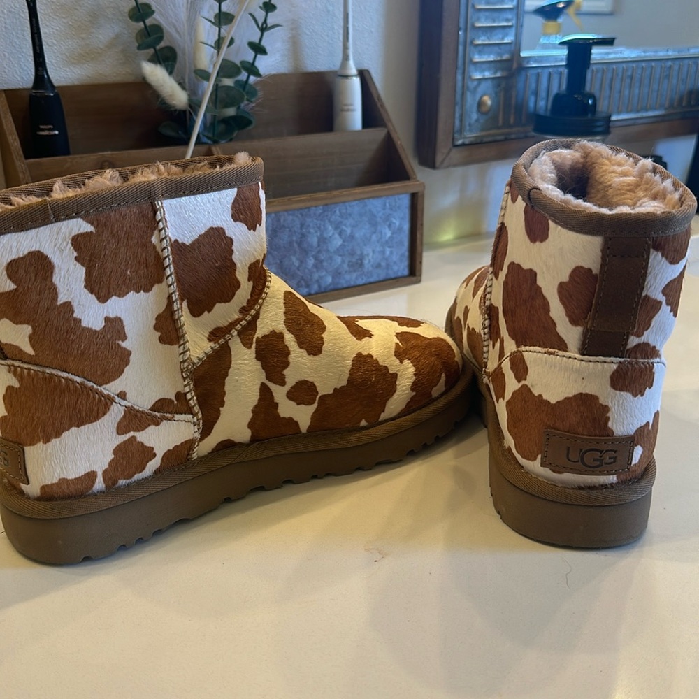 Animal print Ugg boots